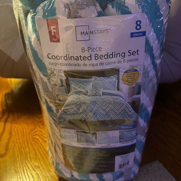 Mainstays Chevron Blue and White Bedding Set